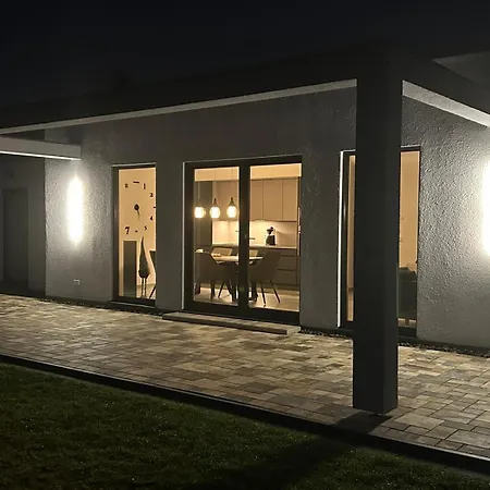 度假居 Mein Strandkasten Lobnitz (Saxony)